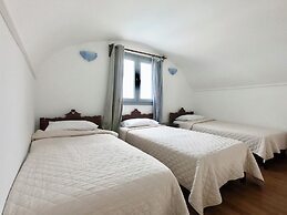 Anny Studios Perissa Beach