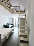 Anny Studios Perissa Beach