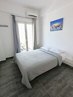 Anny Studios Perissa Beach