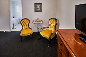 The Bronte Boutique Hotel