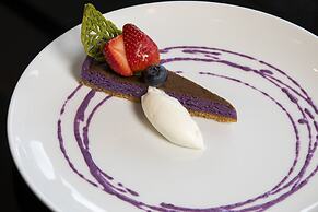 Crowne Plaza Resort Guam by IHG