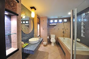 Woraburi Phuket Resort & Spa