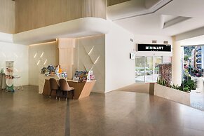 Andaman Embrace Patong