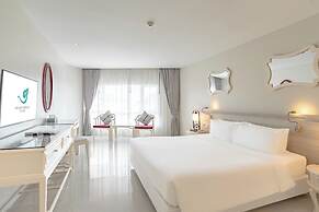 Andaman Embrace Patong