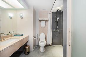 Andaman Embrace Patong