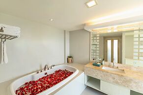 Andaman Embrace Patong