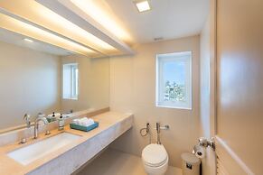 Andaman Embrace Patong