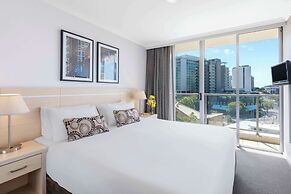 Oaks Brisbane Lexicon Suites