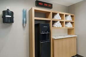Courtyard By Marriott Farmington