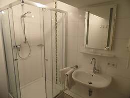 Rheinmetropole Hotel