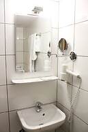 Rheinmetropole Hotel