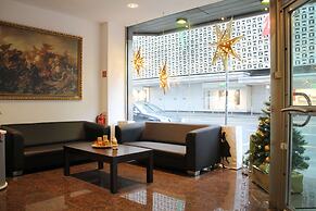 Rheinmetropole Hotel