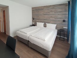 Rheinmetropole Hotel