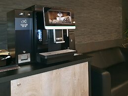 Rheinmetropole Hotel