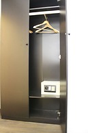 Rheinmetropole Hotel