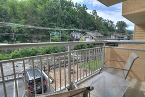 Gatlinburg River Inn