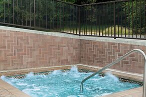 Gatlinburg River Inn