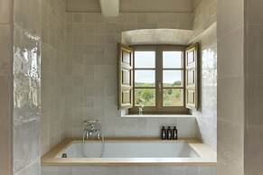 COMO Castello Del Nero