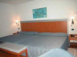 West Florence Hotel