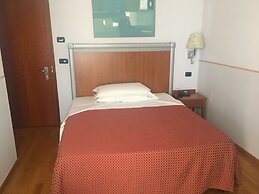 West Florence Hotel