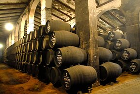 Hotel Alegria Bodega Real