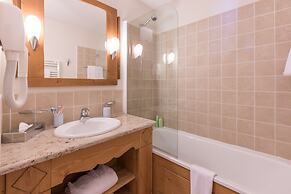 Pierre & Vacances Premium Arc 1950 Le Village