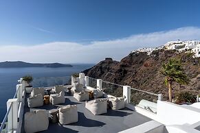 Cliff Side Suites