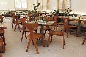 Santo Miramare Resort