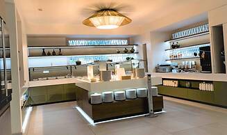 Santo Miramare Resort