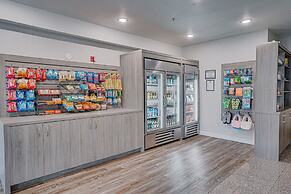 The Ashley Inn & Suites