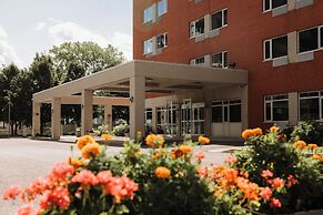 Hôtel Le Dauphin Montréal - Longueuil