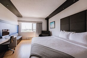 Hôtel Le Dauphin Montréal - Longueuil