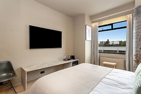 Arctic Comfort Hotel
