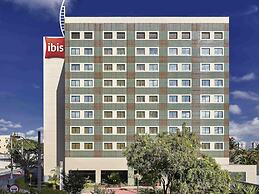 ibis Taubate