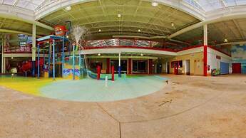 Triple Play Resort Hotel & Suites