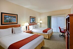 Triple Play Resort Hotel & Suites