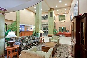 Triple Play Resort Hotel & Suites