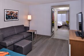 Hampton Inn & Suites Carson City