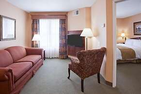 GrandStay Hotel & Suites