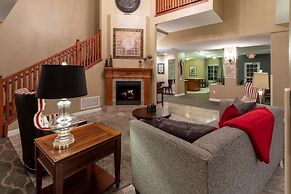 GrandStay Hotel & Suites