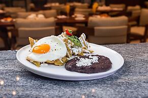 Best Western Plus Nuevo Laredo Inn & Suites