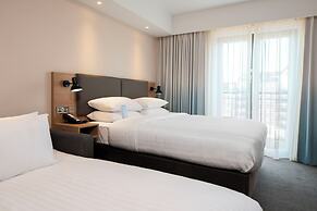 Holiday Inn London Brentford Lock by IHG