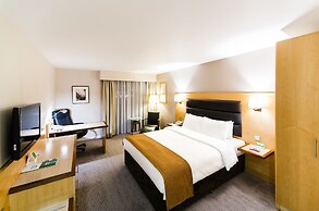 Holiday Inn London Brentford Lock by IHG
