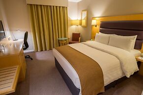 Holiday Inn London Brentford Lock by IHG