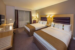 Holiday Inn London Brentford Lock by IHG