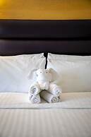 Holiday Inn London Brentford Lock by IHG