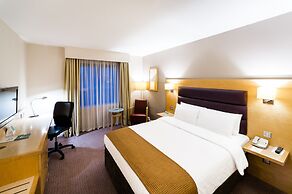 Holiday Inn London Brentford Lock by IHG