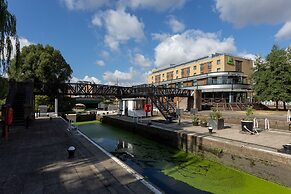 Holiday Inn London Brentford Lock by IHG