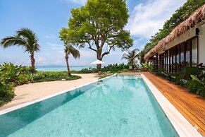 OUTRIGGER Phi Phi Island Resort