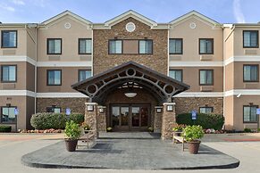 Staybridge Suites O'Fallon Chesterfield by IHG
